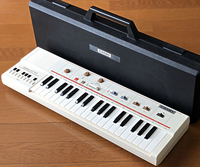 Casio Casiotone MT-40